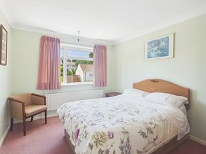 Bedoom 1- click for photo gallery